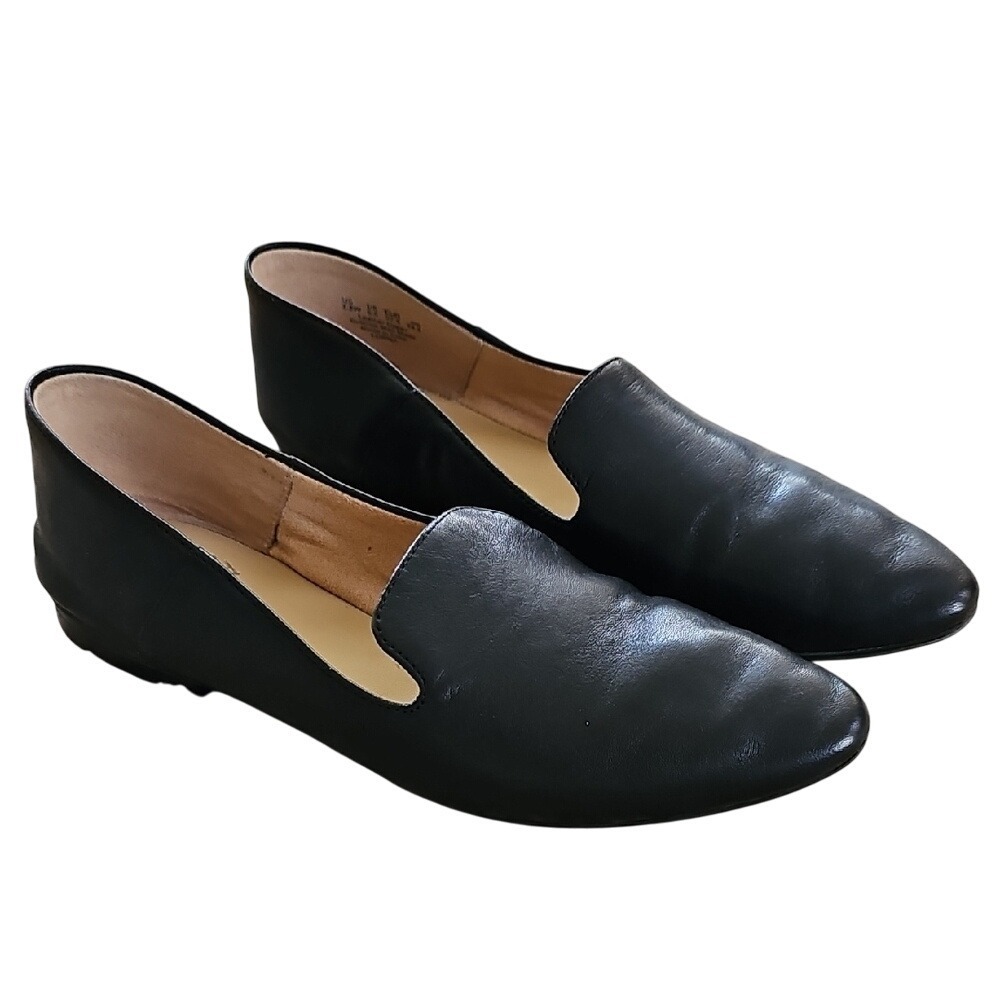 Naturalizer Lorna 7.5W Sleek Black Slip-On Leather Loafers